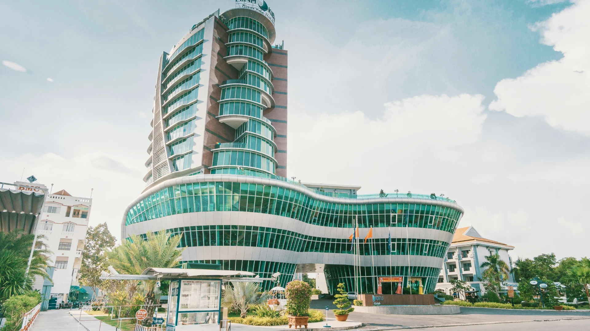 Hotel Exterior